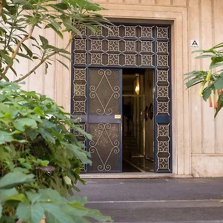 Floreo Guest House