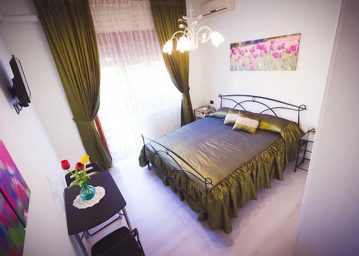 Floreo Nocleg ze śniadaniem 4*
